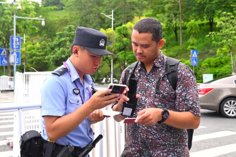 南寧市公安局以數智賦能護航東博會_fororder_3