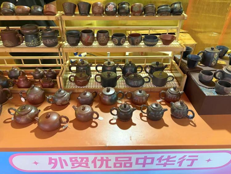 2025年“惠”玩夜廣西服務消費季啟動 推出超300場夜間特色促消費活動_fororder_4