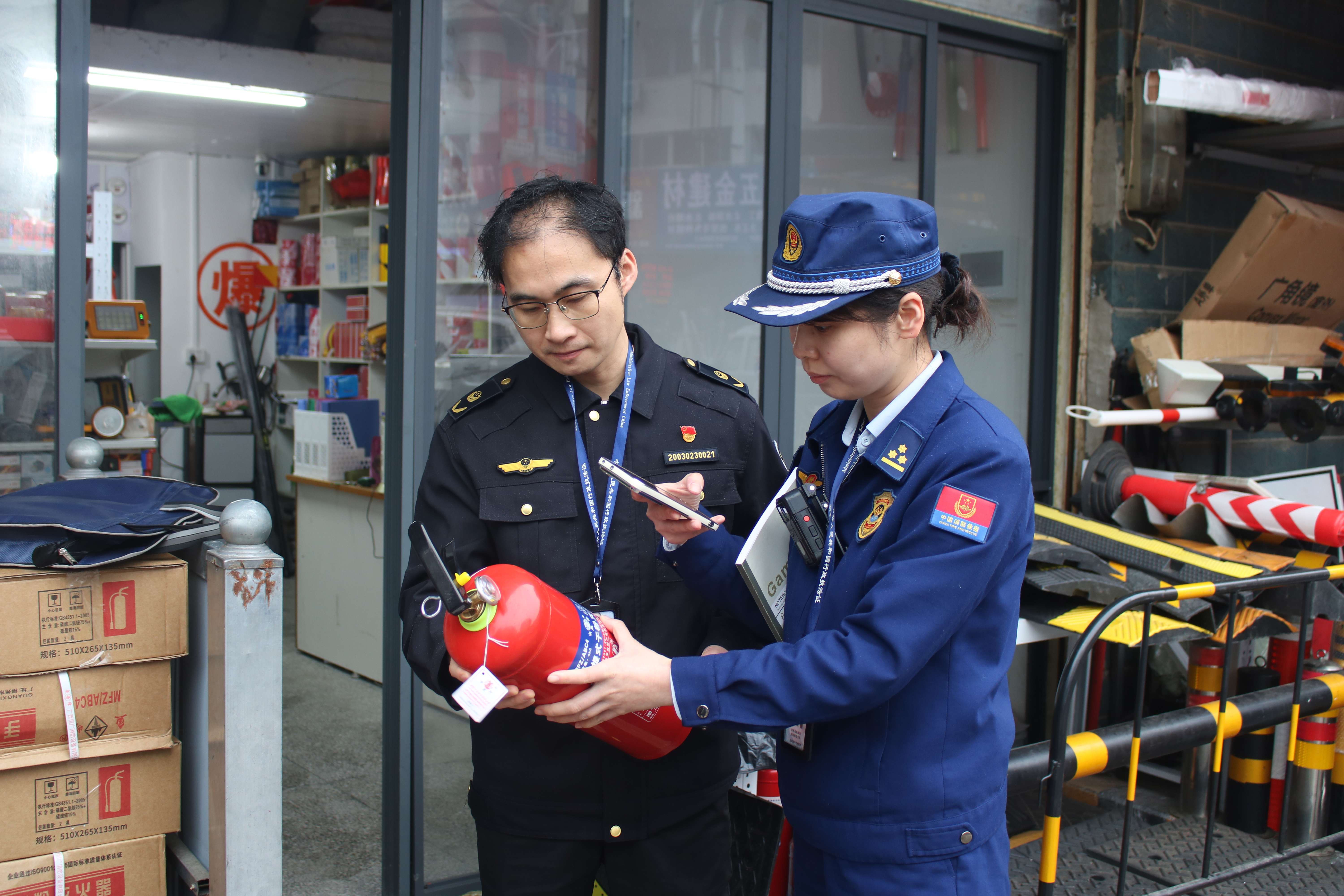 桂林多部門聯合開展“3·15”消防産品專項檢查行動_fororder_1
