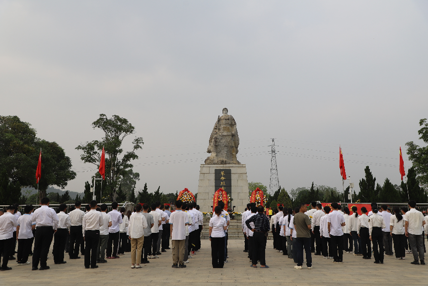 廣西舉辦清明祭英烈主題團日活動暨退役軍人思想政治教育示範性活動_fororder_圖片1