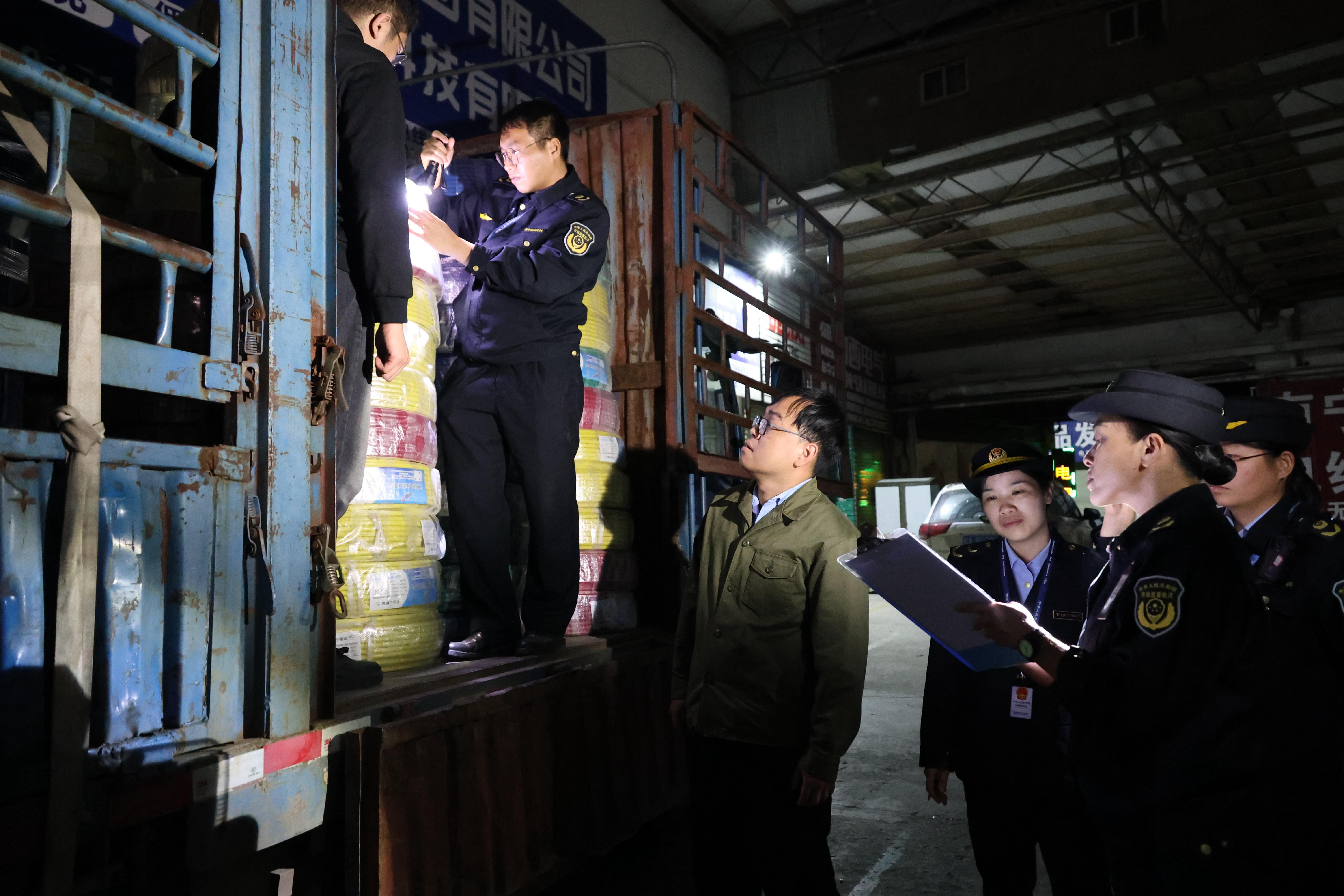 廣西對電線電纜産品品質問題開展專項整治 查封涉嫌不合格電線電纜14萬米_fororder_2