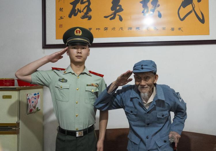 百歲抗戰老兵孫洪秀：“活著”替戰友們見見祖國的繁榮昌盛_fororder_2
