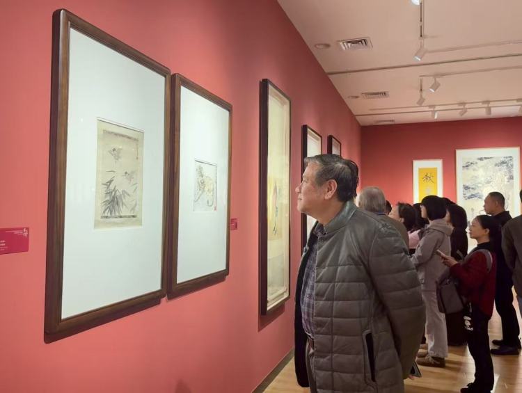 徐悲鴻、尹瘦石40件原件在廣西群眾藝術館展出_fororder_2