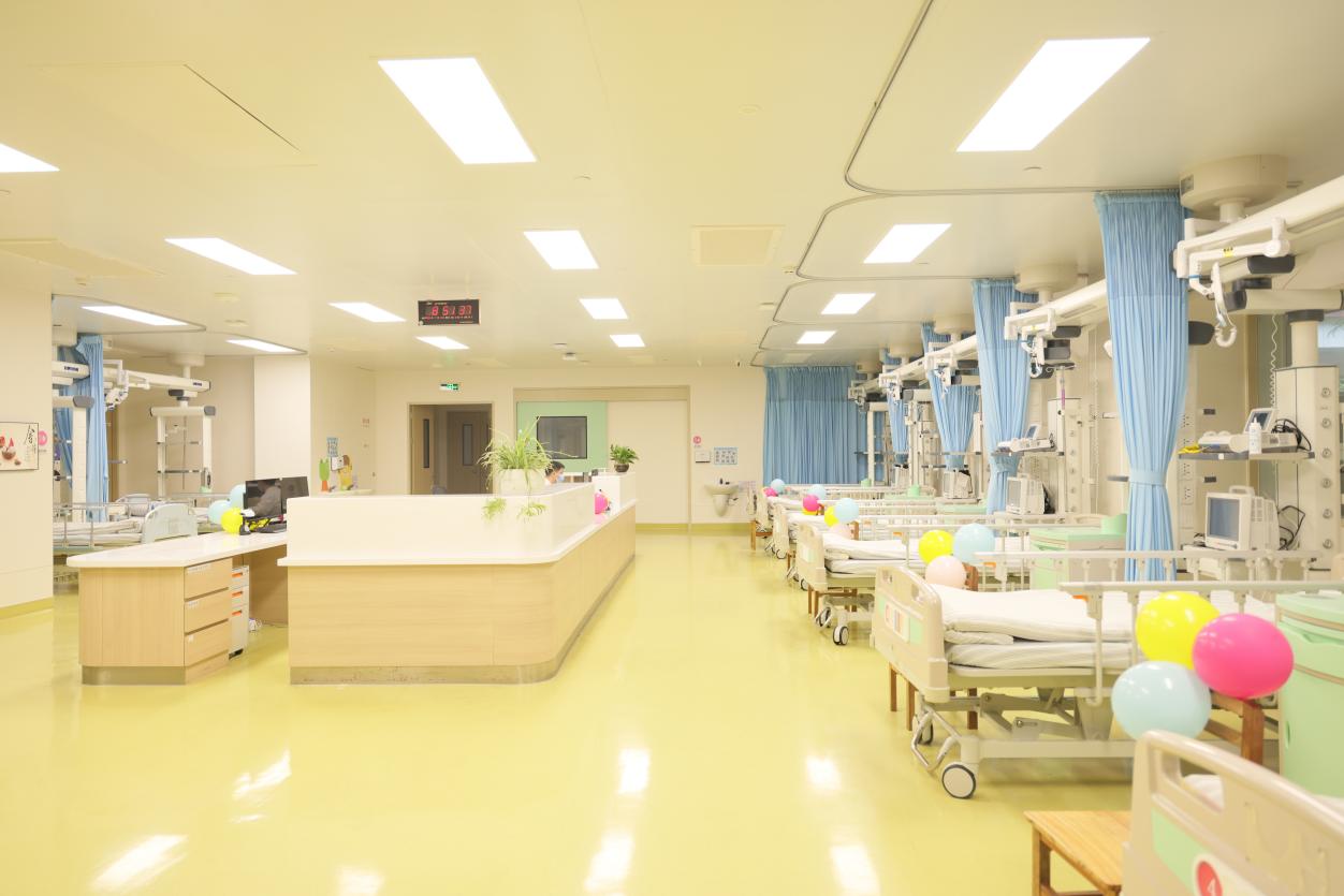 廣西首家産前管控中心成立 為“臨界情況”孕産婦提供24小時醫學監護_fororder_2