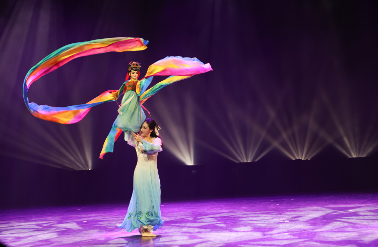 廣西藝術學校上演非遺盛宴 “産教融合”讓傳統文化“活”起來_fororder_4