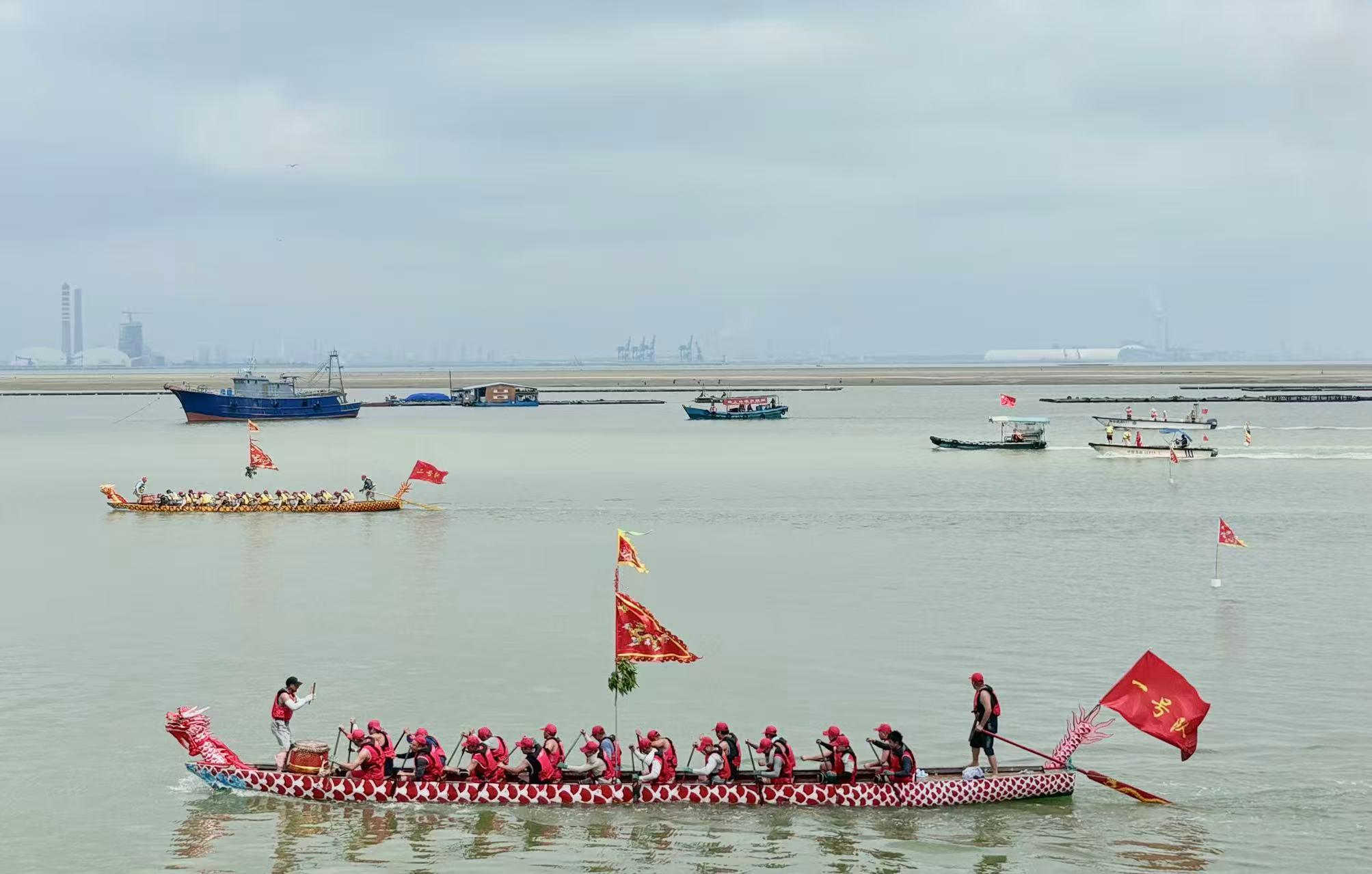 北海沙田港：漁民海上龍舟競渡慶端午_fororder_1