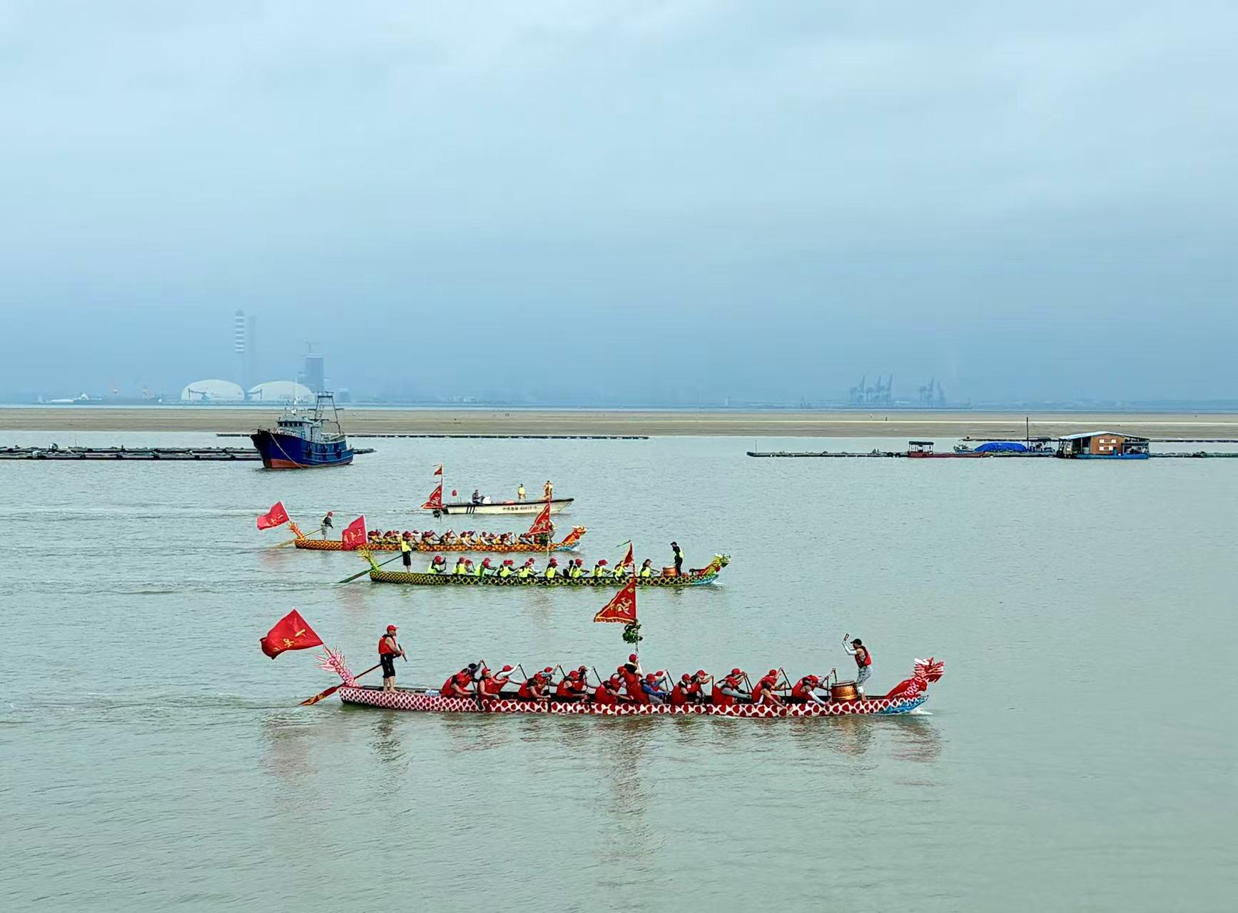 北海沙田港：漁民海上龍舟競渡慶端午_fororder_4