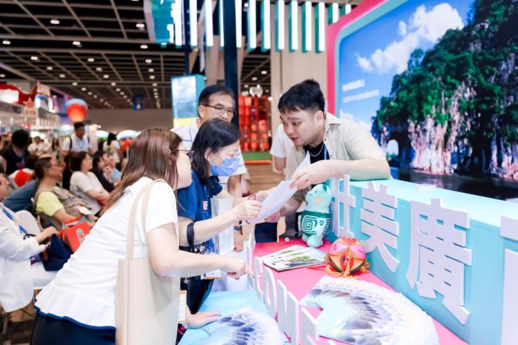 廣西文旅亮相香港國際旅遊展 引客入桂促桂港文旅合作_fororder_2