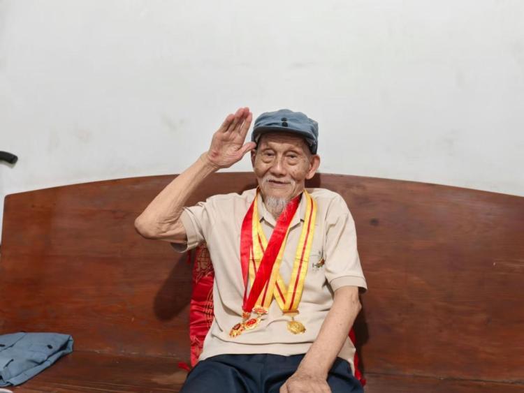 百歲抗戰老兵孫洪秀：“活著”替戰友們見見祖國的繁榮昌盛_fororder_1