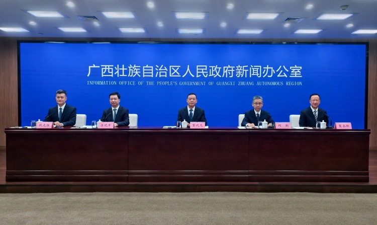 賀州市融入粵港澳大灣區建設取得成效 上半年GDP增長7.2%_fororder_1