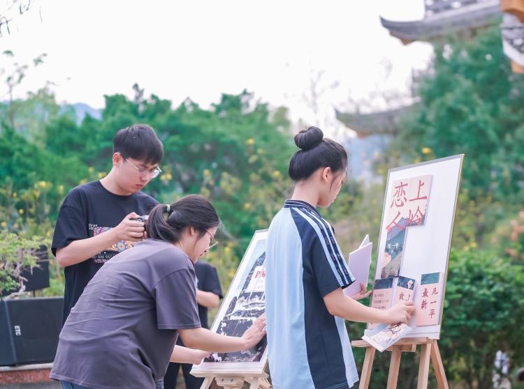 駿馬獎獲得者凡一平帶領讀者走進都安 解讀文學密碼_fororder_3