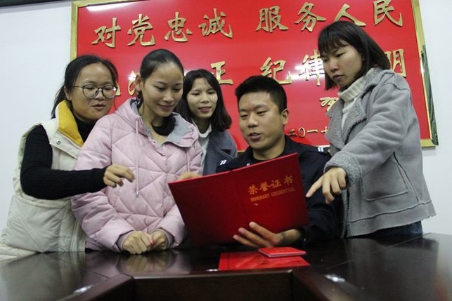 崇左寧明:警嫂進警營 喜迎婦女節 崇左寧明:警嫂進警營 喜迎婦女節