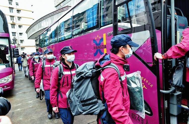 廣西第二批赴鄂抗疫醫療隊啟程