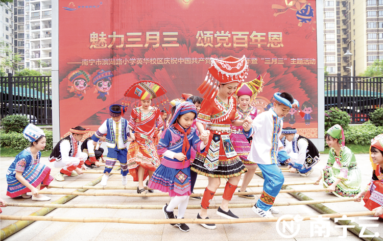 唱響山歌頌黨恩｜南寧市“壯族三月三·八桂嘉年華”活動好戲連臺