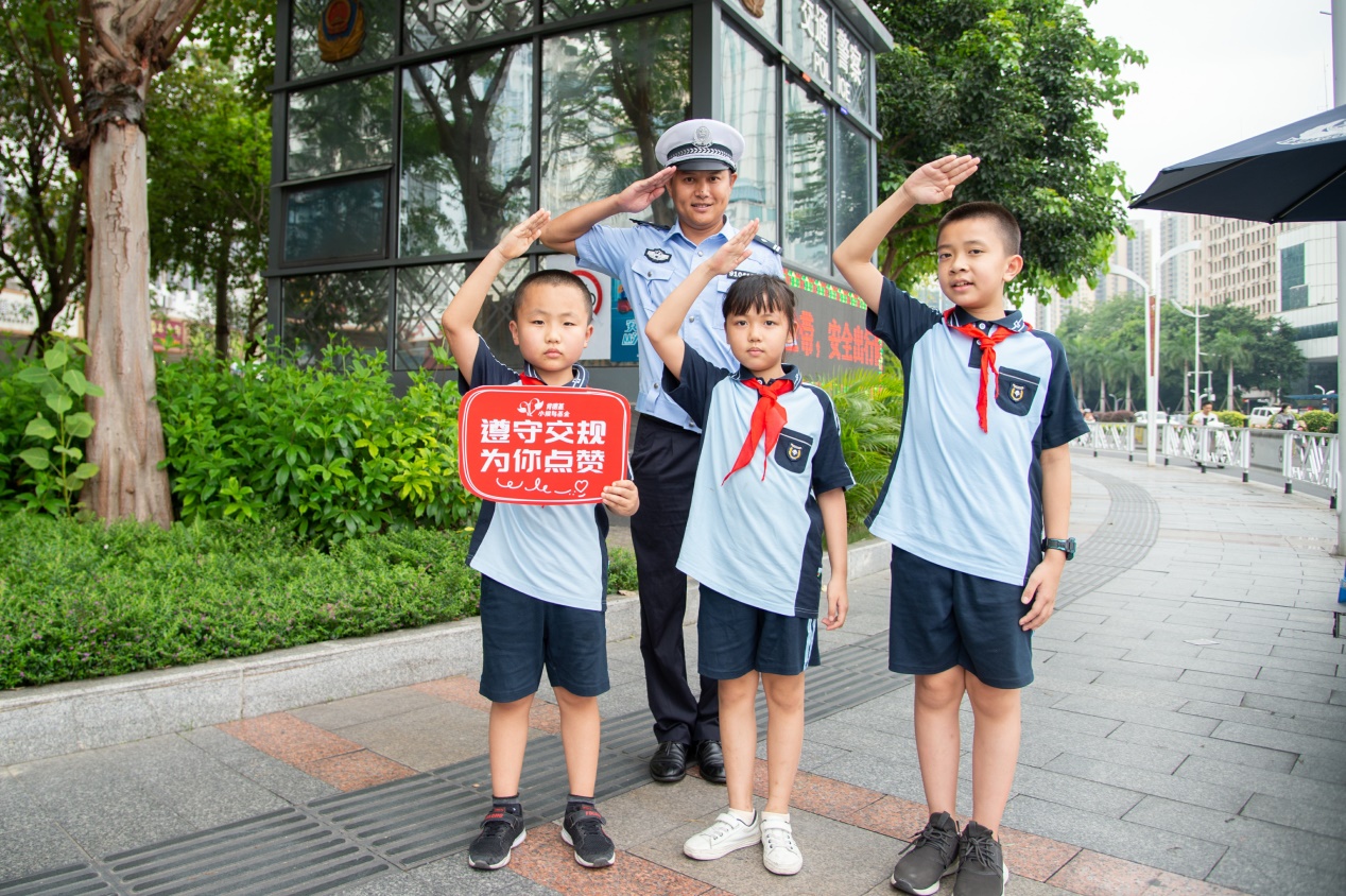 【B】肯德基推出關愛“小候鳥”微廣播劇助力孩子們平安回校