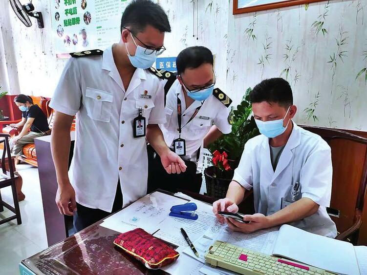 南寧市對醫療機構落實疫情防控措施情況開展專項督查
