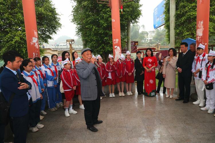 越南青少年學生到廣西防城港東興進行研學活動_fororder_20240323_125014
