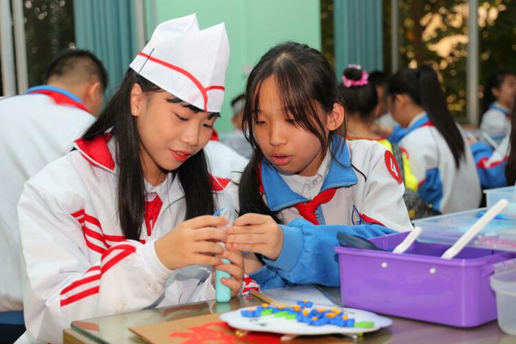 越南青少年學生到廣西防城港東興進行研學活動_fororder_20240323_125017