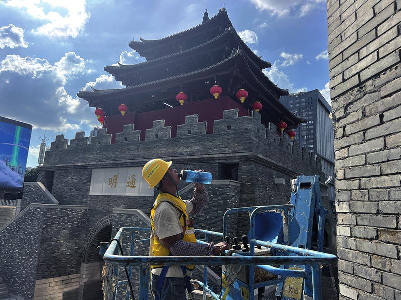南寧：烈日之下 暑你最美