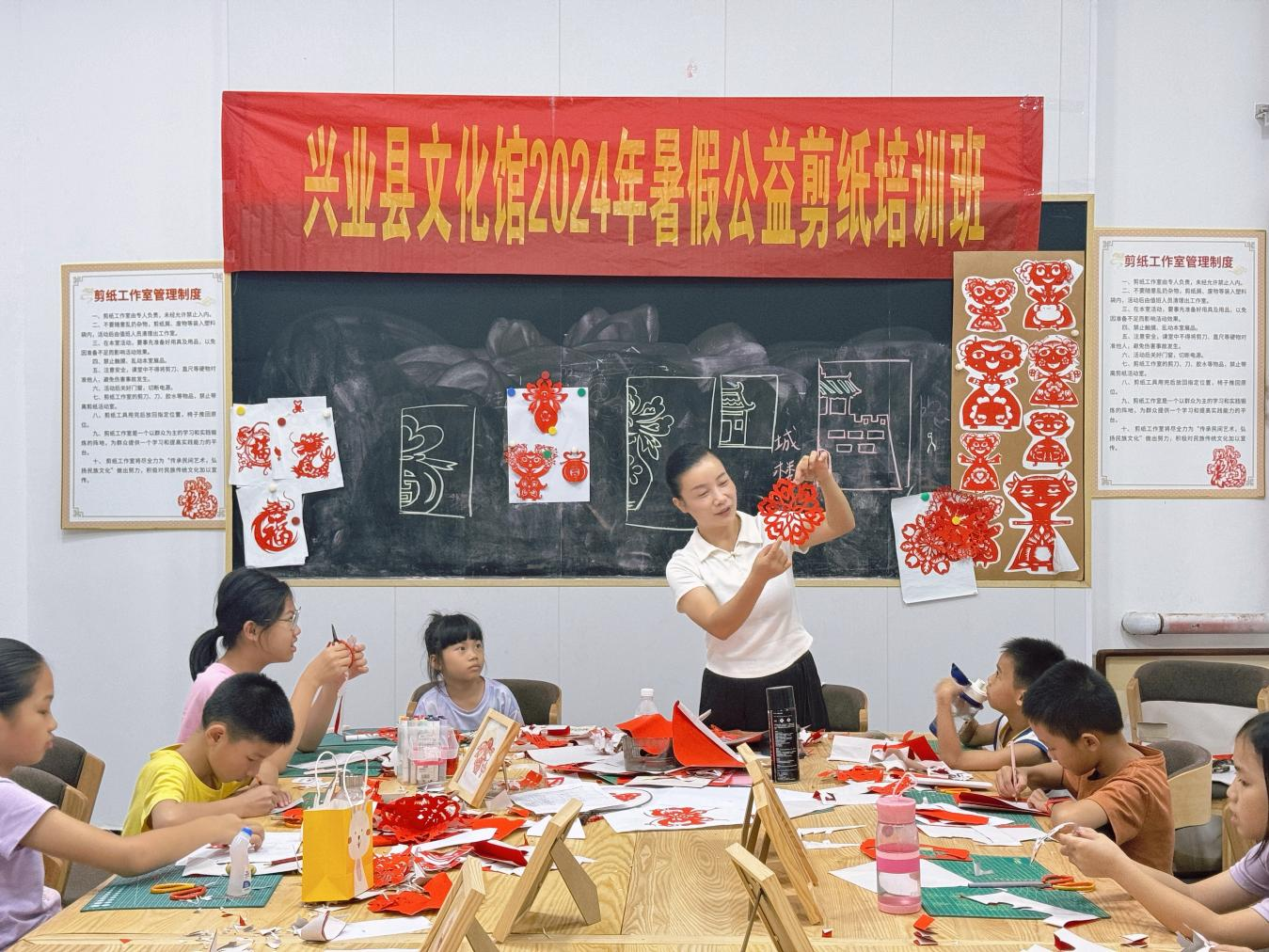 廣西興業：繽紛文明實踐活動點“靚”暑期生活_fororder_圖片5