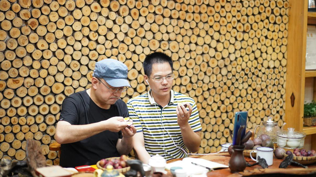 【2019廣西好網民】河池天峨縣委宣傳部長梁昌旺 :天峨不能“捧著金飯碗要飯”
