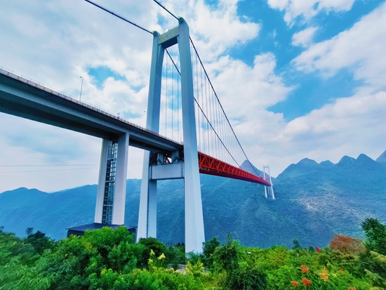 跟著貴州紅·山水越野挑戰賽看大橋 解鎖關嶺橋體旅新玩法