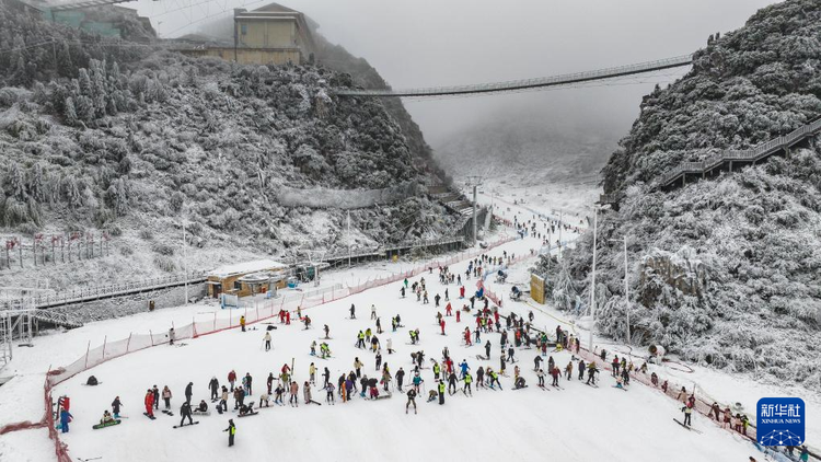 貴州六盤水：高山“冷資源”帶熱冰雪經濟