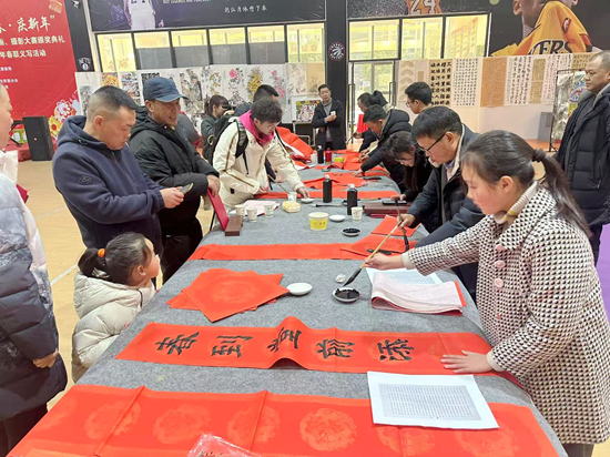 六盤水市水城區舉行首屆職工書法、繪畫、攝影大賽頒獎典禮