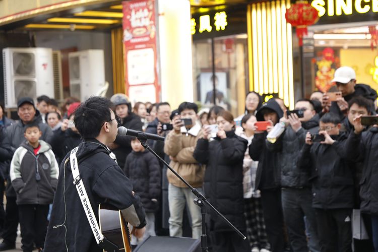 貴州：春節旅遊人氣旺 各地景點業態豐富