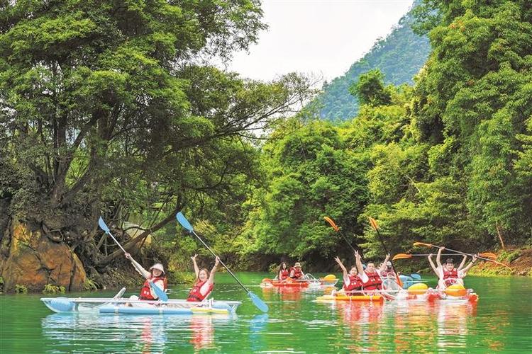 圍繞資源、客源、服務三大要素！貴州奮力打造近悅遠來的世界級旅遊目的地