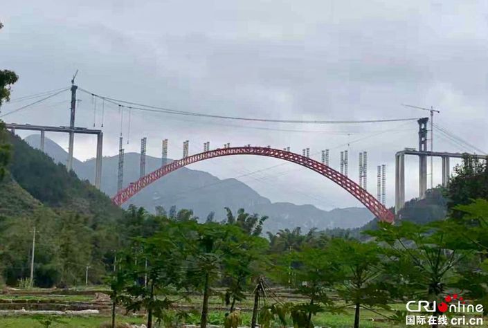 貴州大小井特大橋刷新世界紀錄 最大跨徑上承式鋼管混凝土拱橋