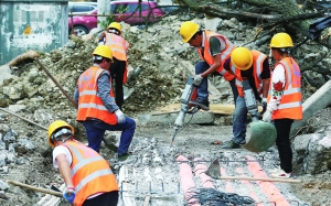 （大交通）貴陽鳳凰灣幹平路下拉槽 本週全面開挖施工