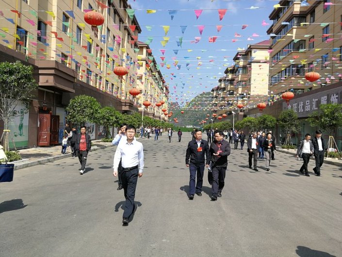 （市州）普定鑫旺：貼心服務讓群眾笑口常開