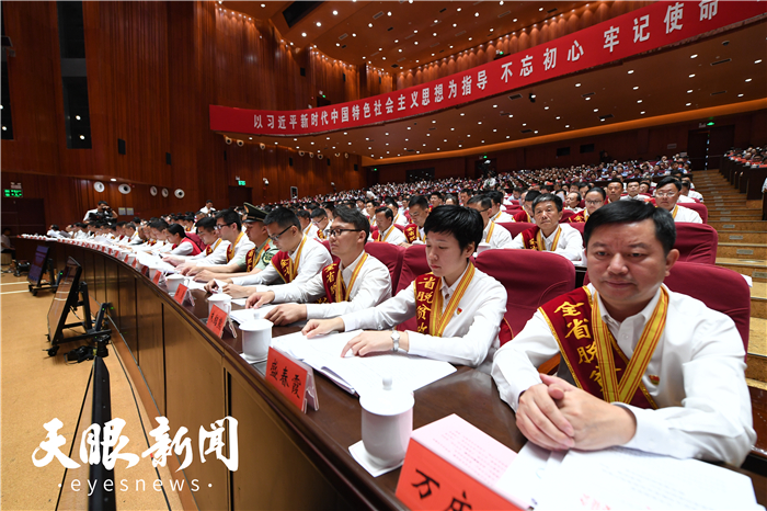 （市州）今天的表彰大會，省委書記孫志剛為什麼提到了這五個人……