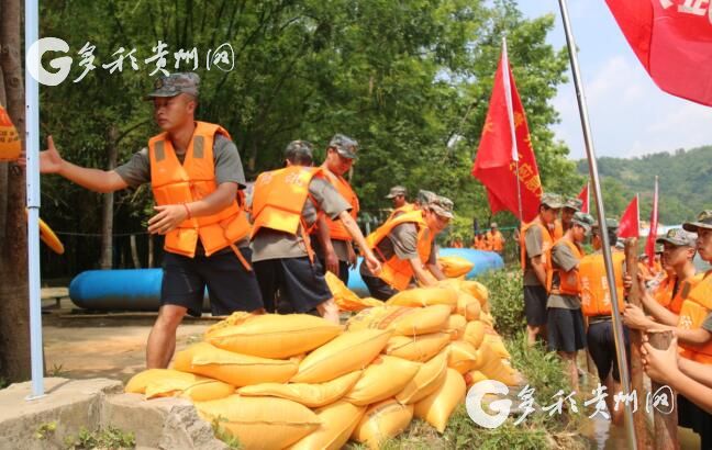 （市州）貴州關嶺縣人武部組織120名民兵基地化輪訓