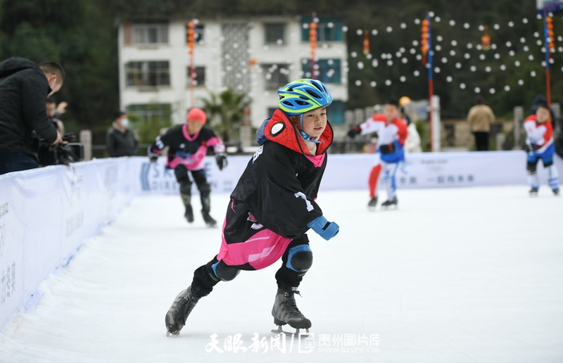 （中首）貴陽雲岩區“迎冬奧”宣傳體驗活動正式啟動