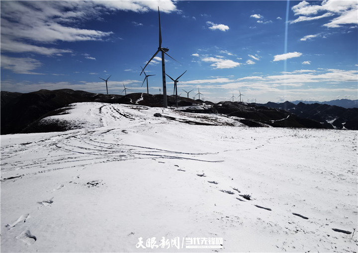 （中首）畢節赫章：韭菜坪雪後“霧凇”驚艷美景醉人