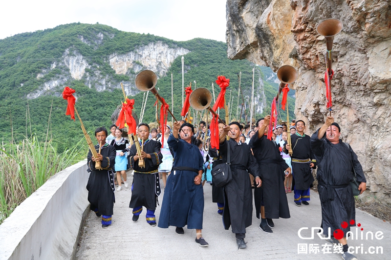 貴州福泉“清水江殺魚節”樂翻天（組圖）