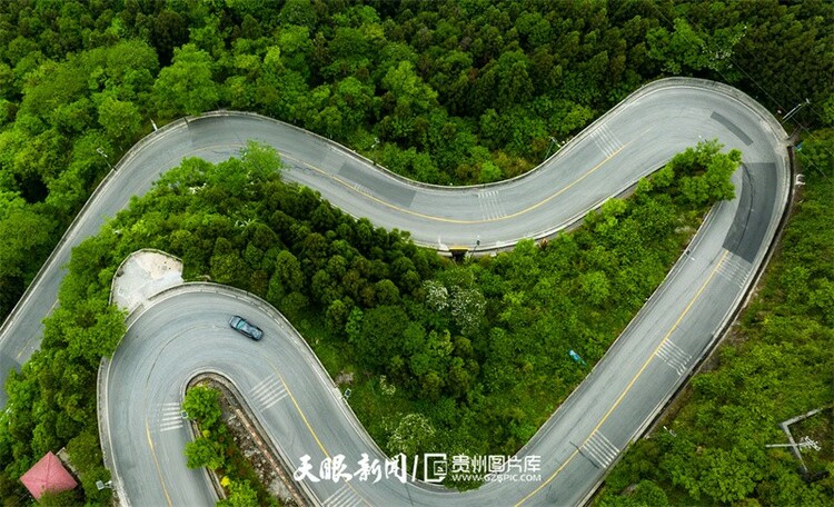 桐梓七十二道拐：彎道最密集的盤山公路