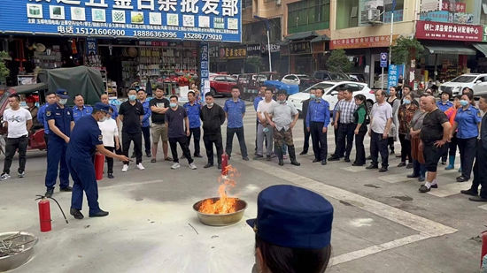 貴州碧江環北街道集結吹響“消防哨” 為轄區居民打通“生命通道”_fororder_消防1