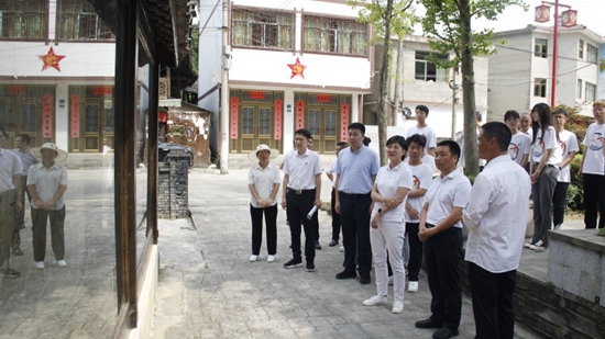 （供稿）清華大學“飲水思源，服務社會”學生骨幹培養計劃師生到貴州修文開展實踐調研活動_fororder_微信圖片_20220720152411