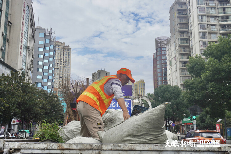 黔南都勻：打造城市綠化景觀 提升城市綠化品質