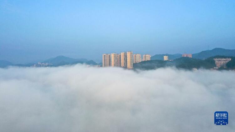 貴陽出現雲海景觀