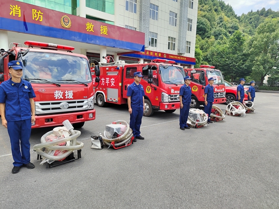 （供稿）碧江消防堅決打贏“抗大旱·保民生”這場硬仗_fororder_調派抽水設備