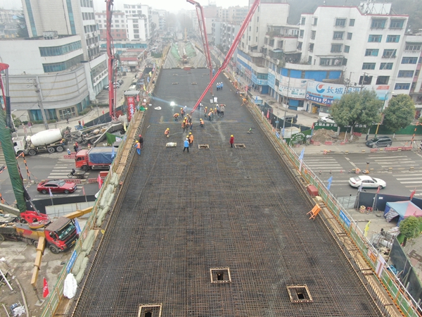 安六鐵路六盤水站站前廣場建設項目：工程建設跨步前進成果喜人_fororder_鐵路4