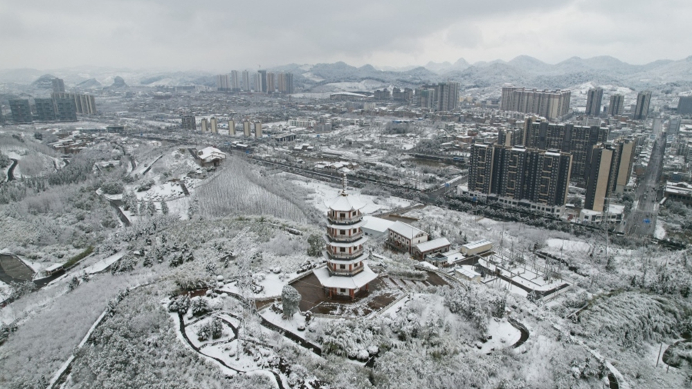 貴州多地迎降雪 白色大地景色美_fororder_微信圖片_20221229114051