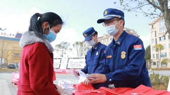 貴州獨山開展“送萬福、進萬家”“三下鄉”志願服務活動_fororder_獨山1