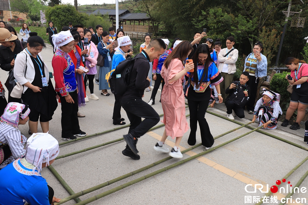 百名媒體人及網絡達人“沉浸式”體驗都勻旅遊_fororder_微信圖片_20230423130552