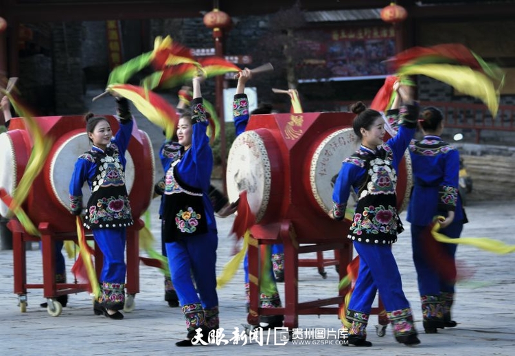 貴州銅仁市正大鎮：苗家花鼓敲起來