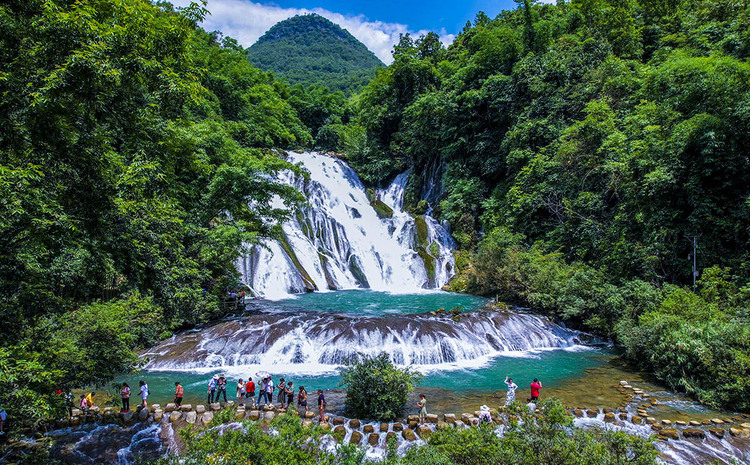 （中首）貴州：山高水長玉簾飛